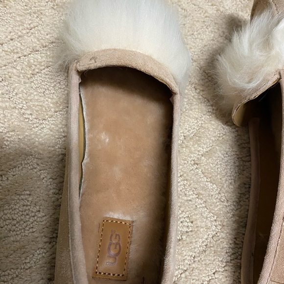 BNWOT UGG Pale Pink Suede Slippers Size 8 - Picture 4 of 5